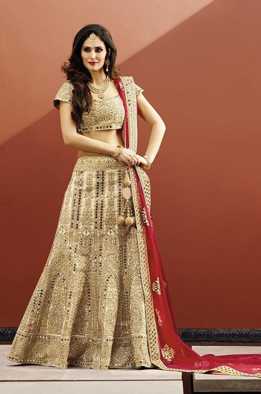 Women Palkhi | Beige Bridal Lehenga Choli (L0142)