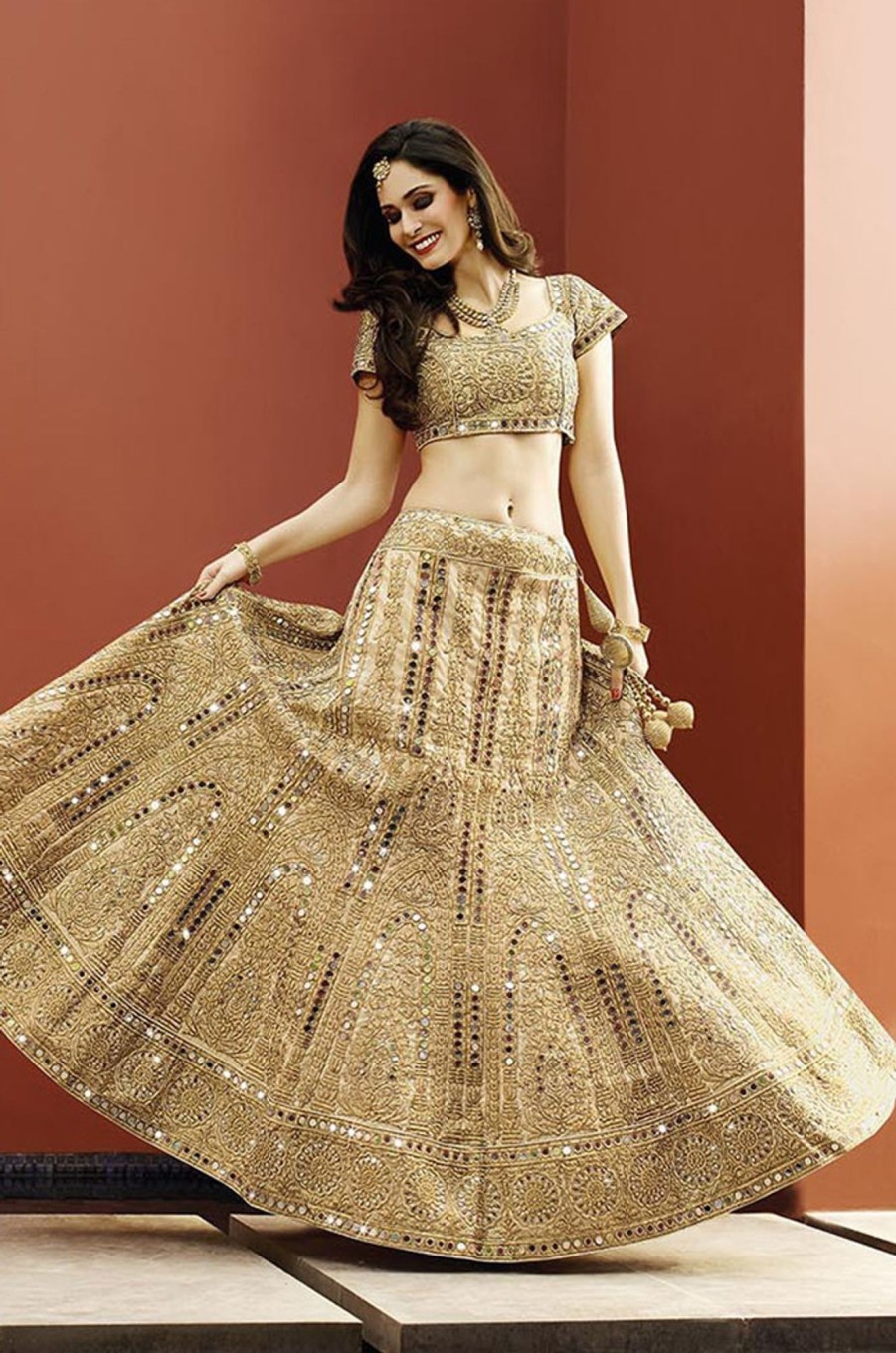 Women Palkhi | Beige Bridal Lehenga Choli (L0142)