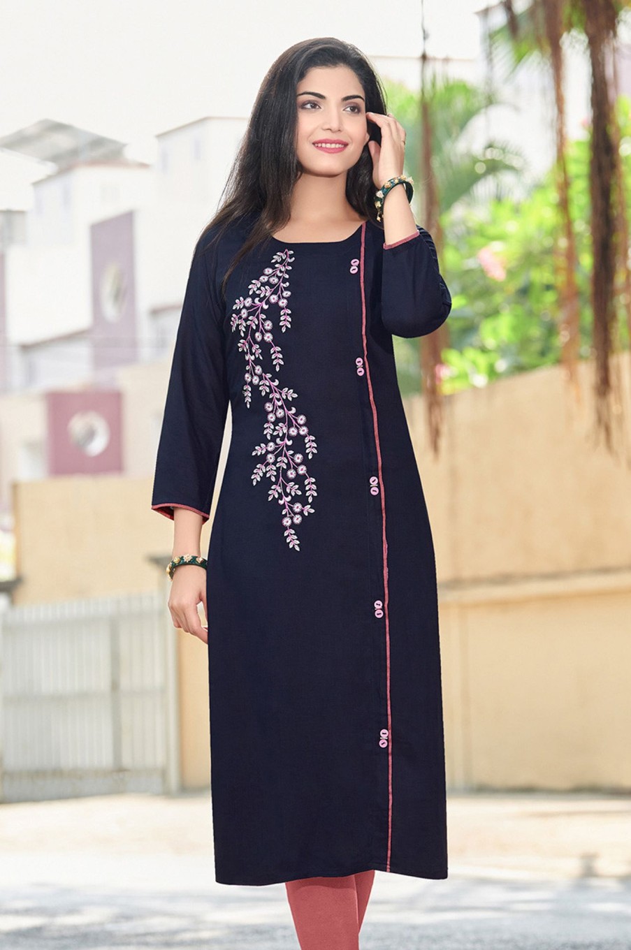 Women Palkhi | Elegant Kurti (T0289)