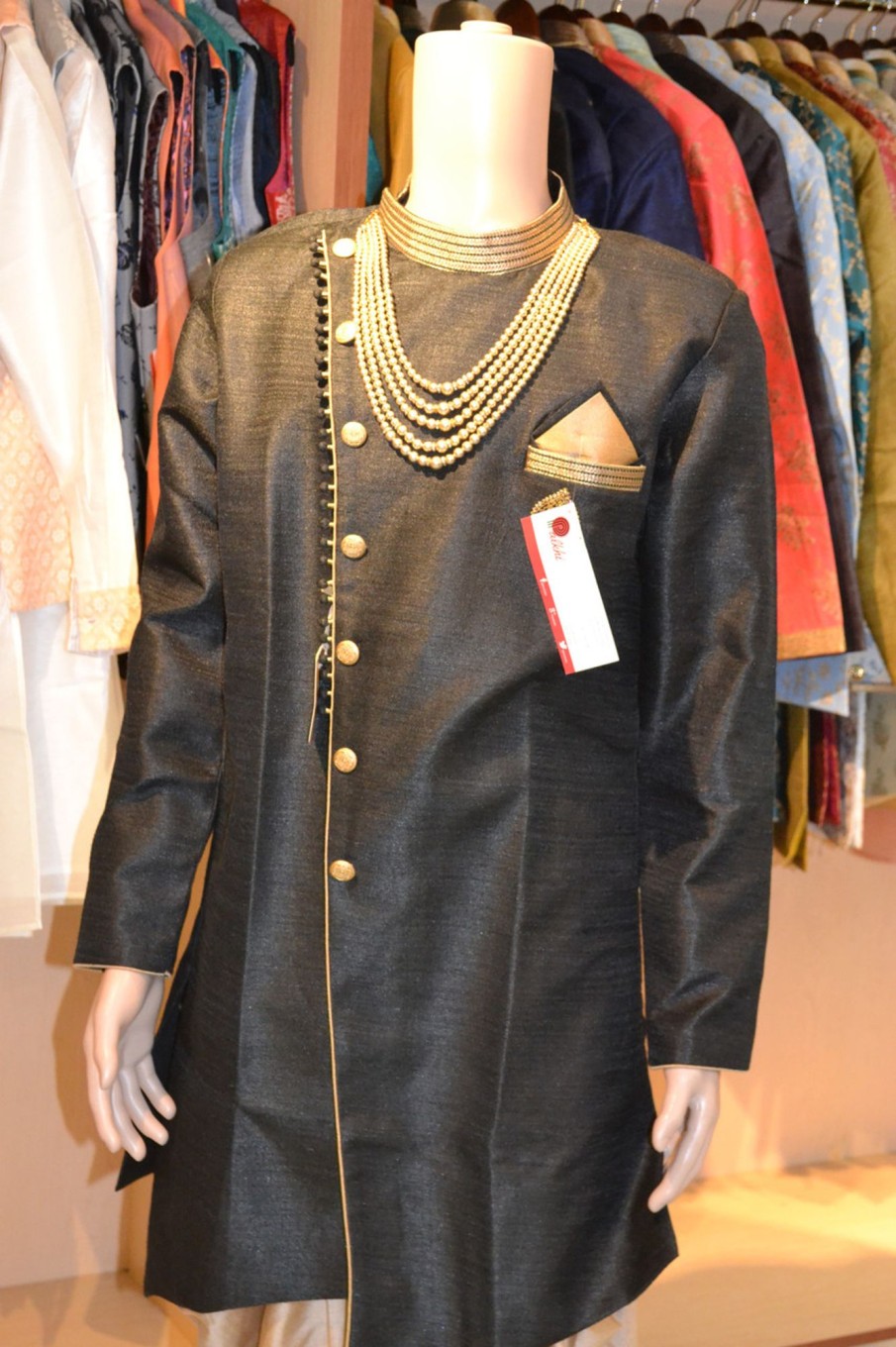 Men Palkhi | Black And Gold Kurta Pajama (M0353A)