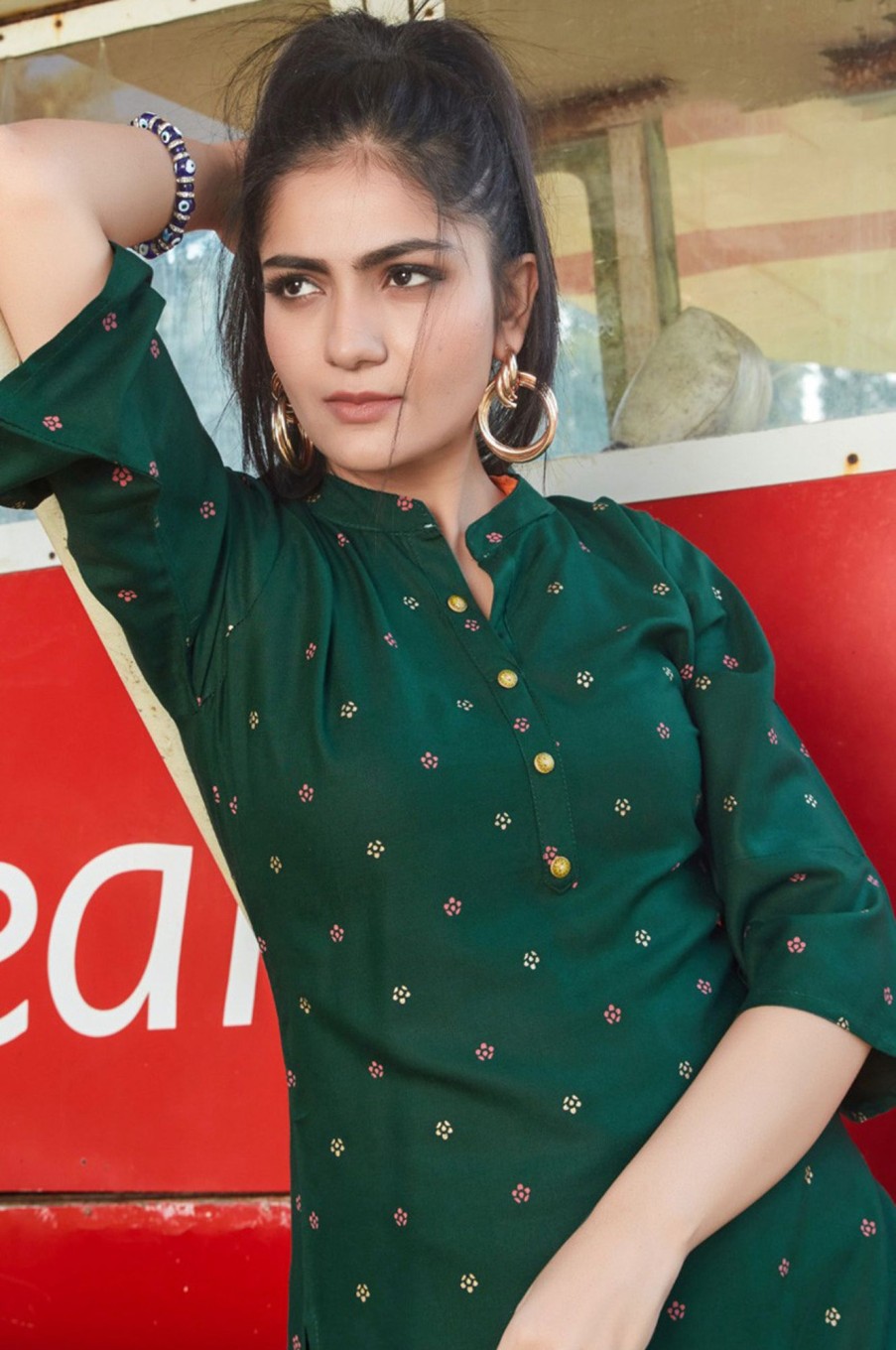 Women Palkhi | Green Color Short Kurti (D1346)